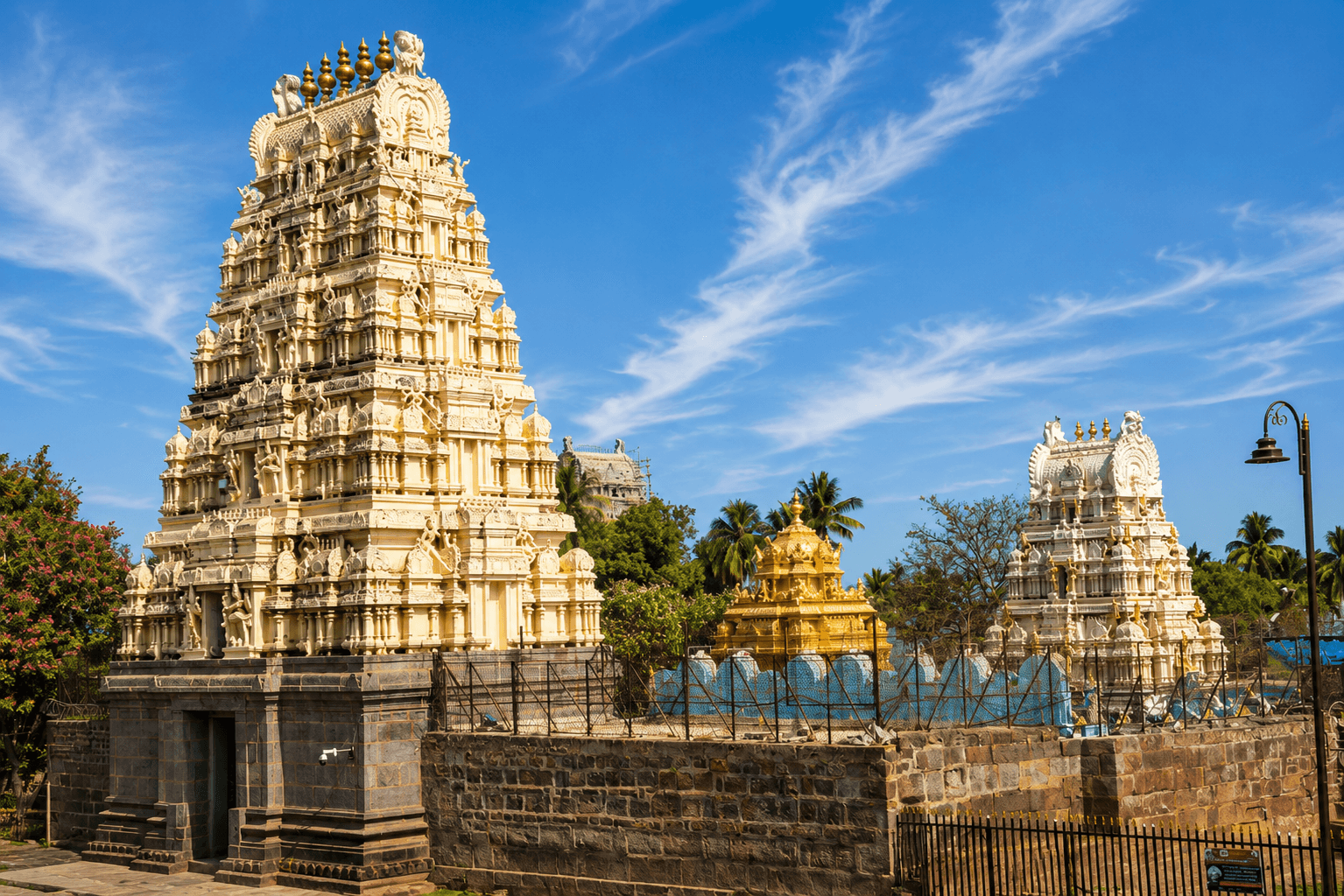 Mallikarjuna Jyotirlinga Temple Mallikarjuna Jyotirlinga Temple