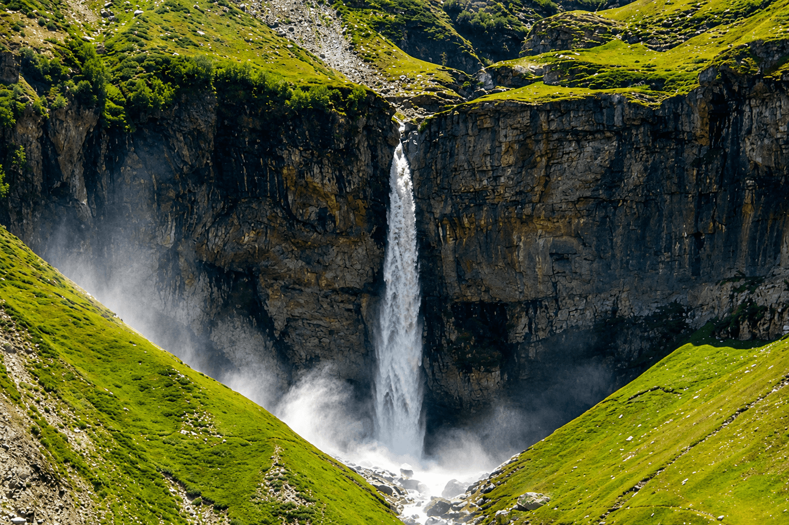 Sissu waterfall Sissu waterfall